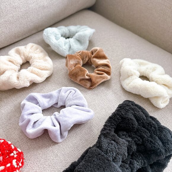 HAIR TIES, PRICE FOR ALL, ARTIZIA, SEPHORA, THXSILK, ETC. - Picture 8 of 8